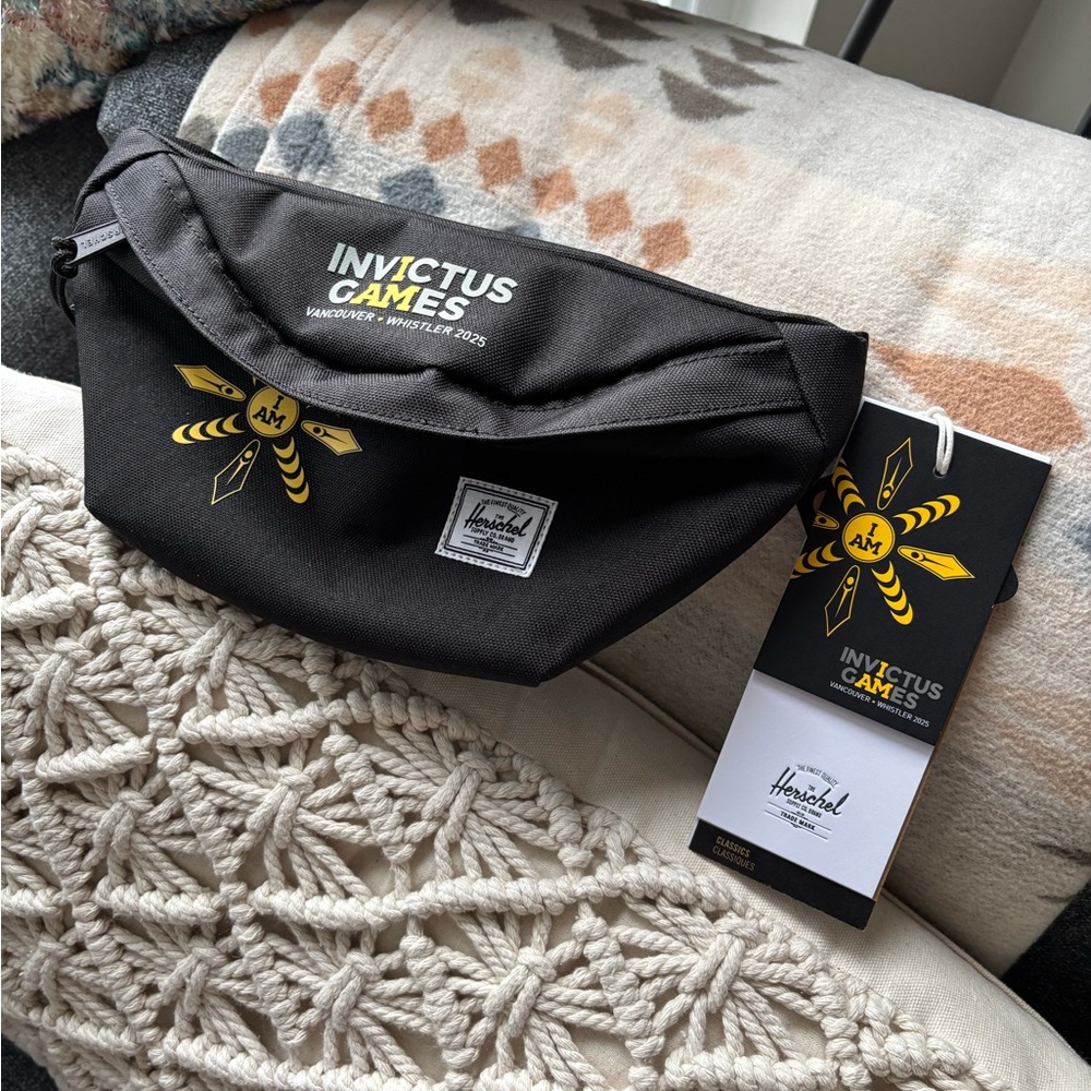 Herschel Classic Waist Bag Invictus Games Vancouver Black Waist Bag Fanny Pack